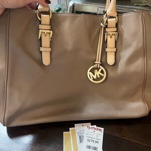 Michael Kors Tan Shoulder Bag with Signature Design